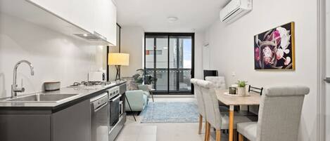 Fridge, microwave, oven, stovetop