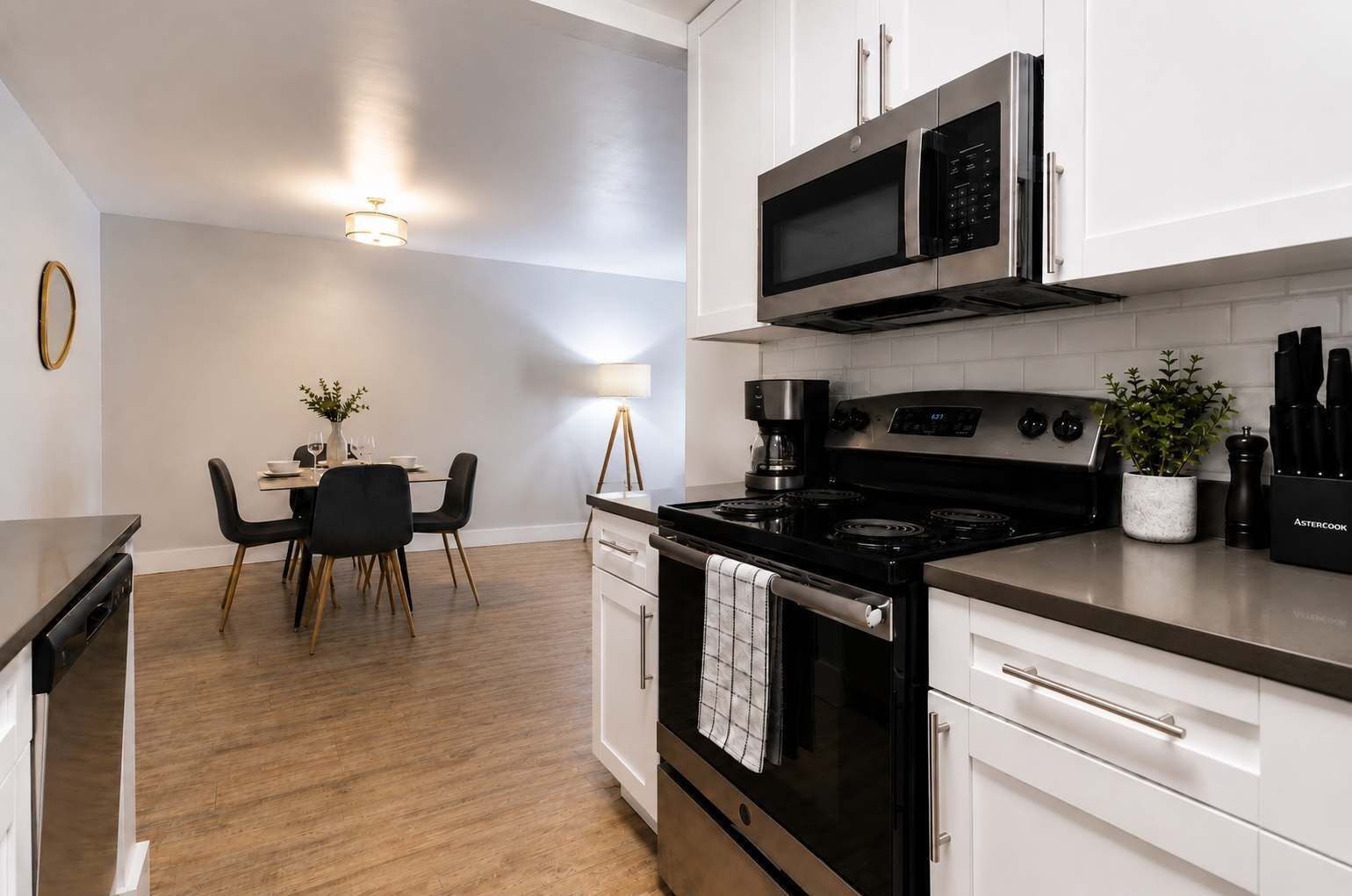 Coffee/tea maker, fridge, microwave, oven