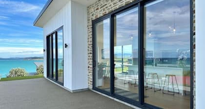 Coastal Luxe Villa Kakanui