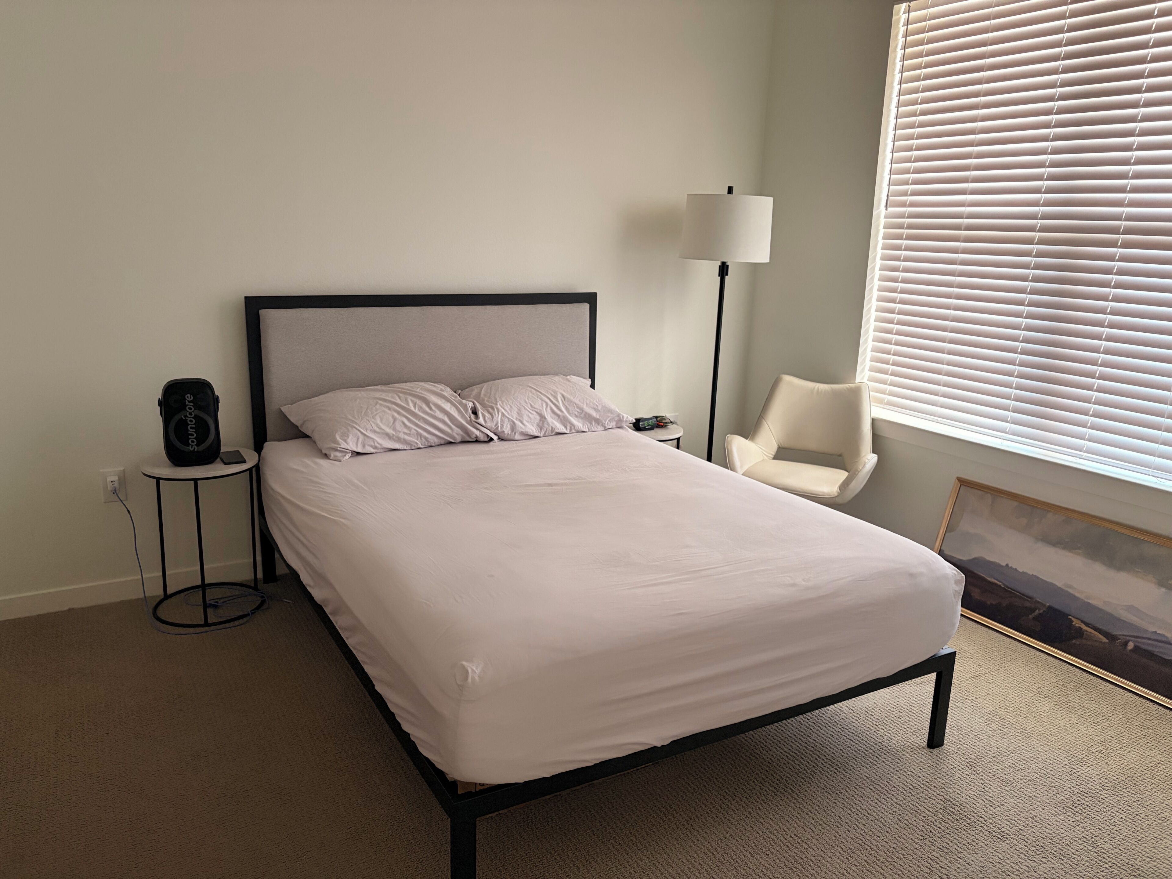 2 quartos, ferros/tábuas de passar roupa, Wi-Fi, roupa de cama