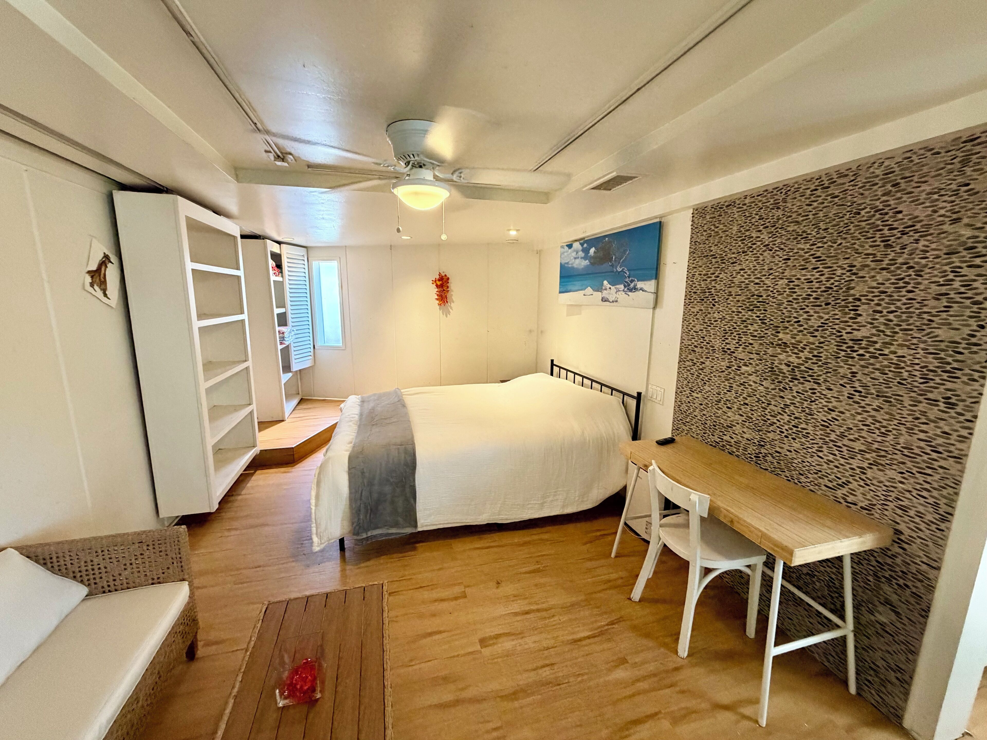 1 bedroom, iron/ironing board, Internet, bed sheets