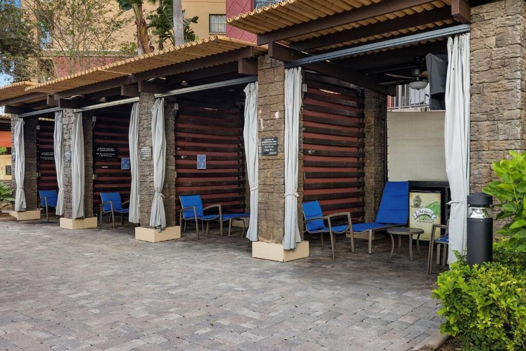 المنطقة المحيطة بالمنشأة
