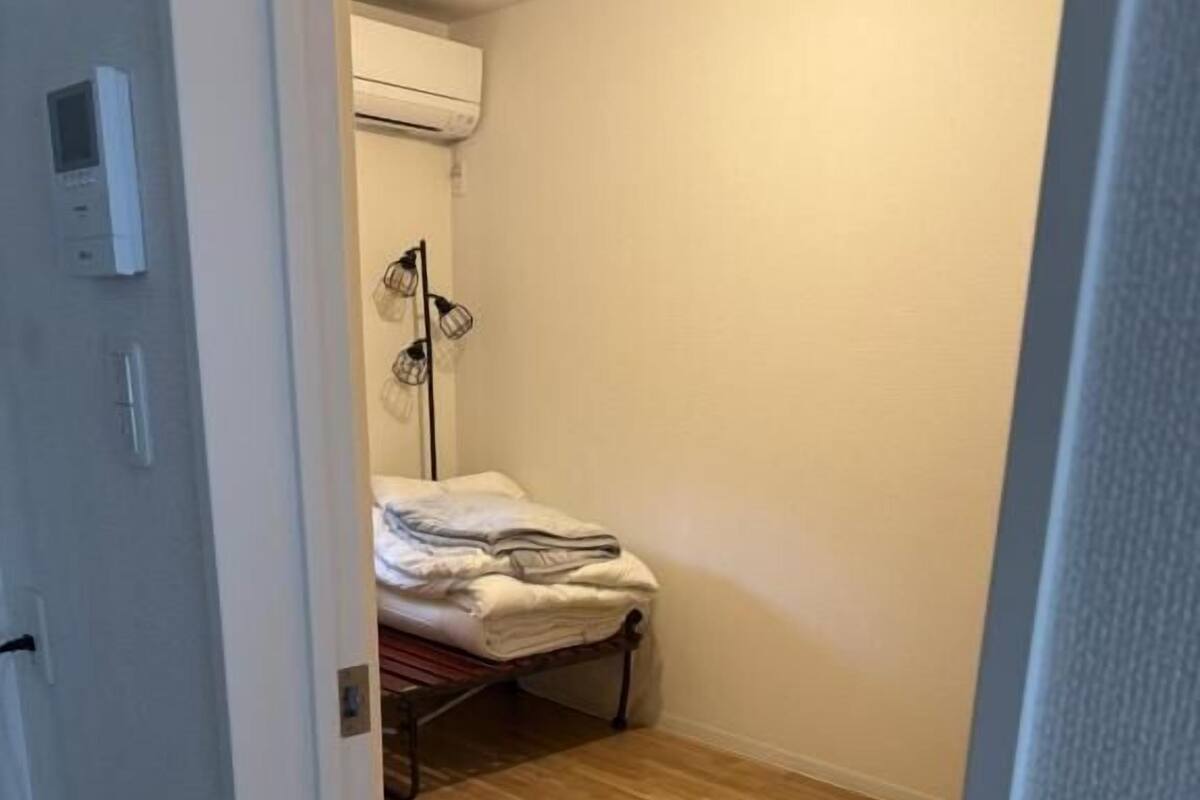 Economy Single Room | Free WiFi