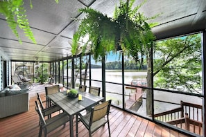 Dining - Lakefront Escape with Dock, Kayaks & Paddle Boards (Fort Lawn)