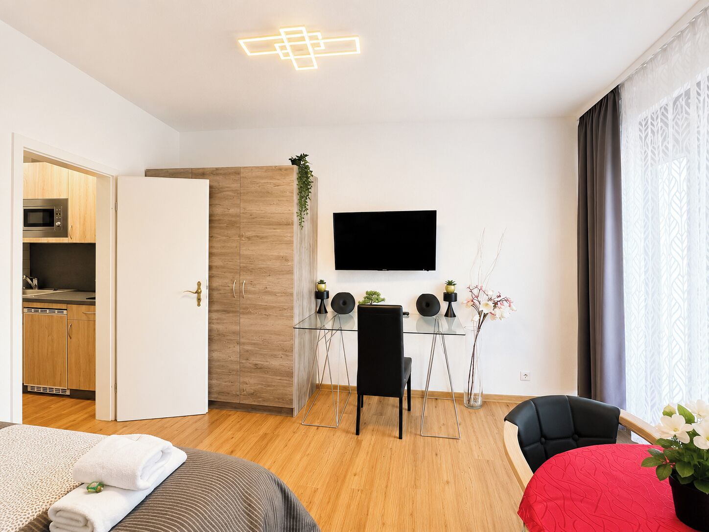 1 bedroom, WiFi, bed sheets