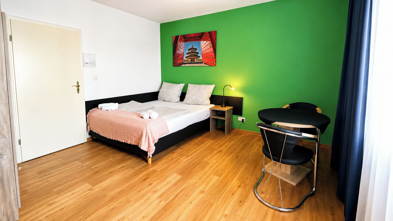 1 bedroom, WiFi, bed sheets