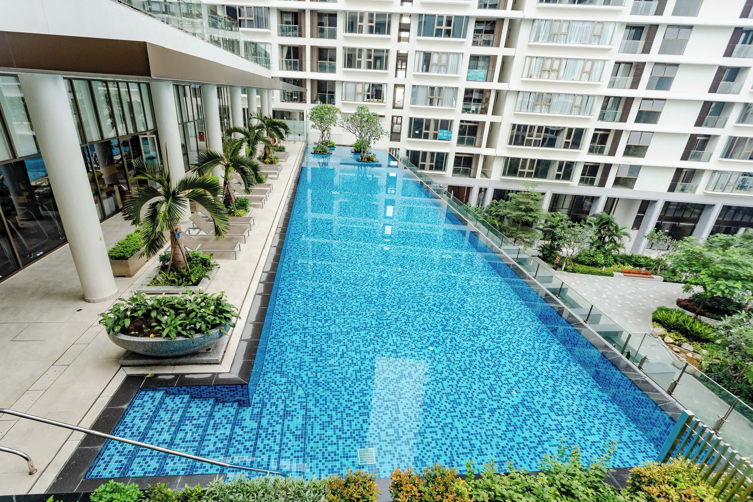 Royal Double Room, City View | Pool | Outdoor pool