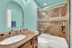 Bathroom - Lakefront walkout basement apartment 4bed/2bath (Saratoga Springs)