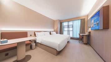 Superior-Zweibettzimmer | Betten mit Memory-Foam-Matratzen, Schreibtisch, Verdunkelungsvorhänge