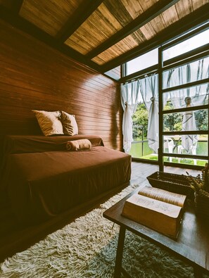 Room - Freescape—Quiet Reset Lakeside & Lakeview (Cavinti)