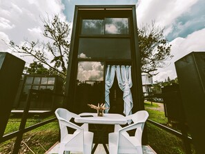 Outdoor dining - Freescape—Quiet Reset Lakeside & Lakeview (Cavinti)