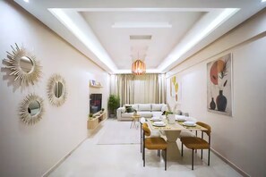 Dining - Stunning Apartment in Islane, Agadir, with a Pool (Agadir)