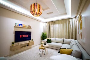Living area - Stunning Apartment in Islane, Agadir, with a Pool (Agadir)
