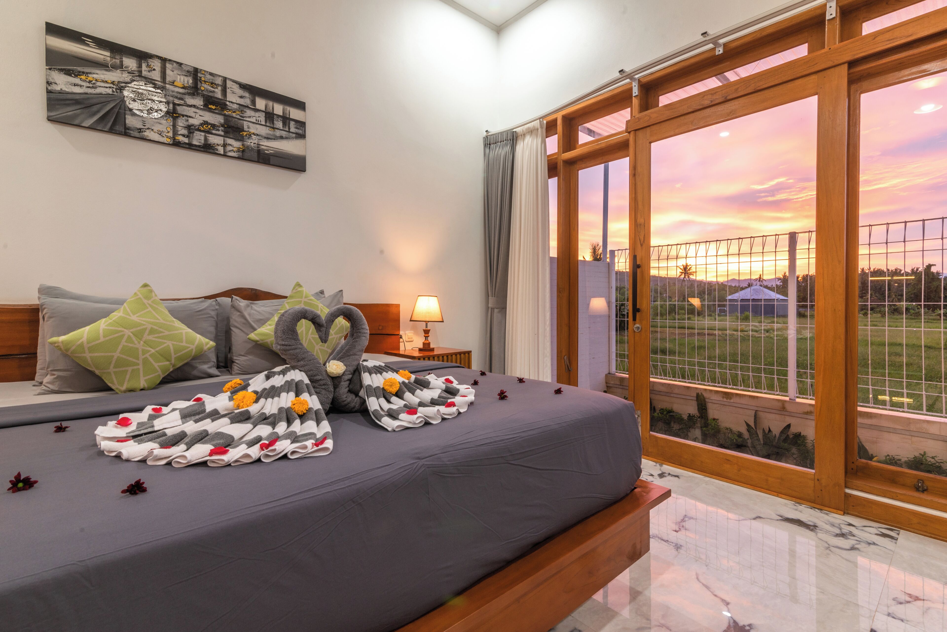1 bedroom, in-room safe, iron/ironing board, free WiFi