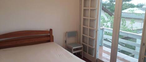 5 bedrooms, Internet, bed sheets