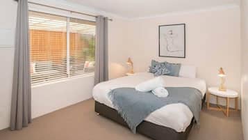 3 Schlafzimmer, Bügeleisen/Bügelbrett, WLAN, Bettwäsche