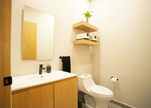 Bathroom - Roma Norte Elegance · A Pasos de Álvaro Obregón (Ciudad de México)
