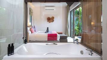 Villa, 3 Bedrooms, Private Pool, Pool View | Bathroom