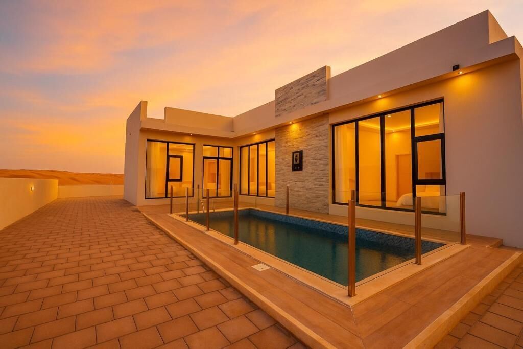 Una piscina techada