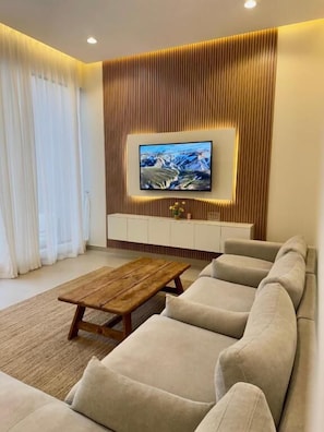 Chalet, Balcony, Desert view | Living area