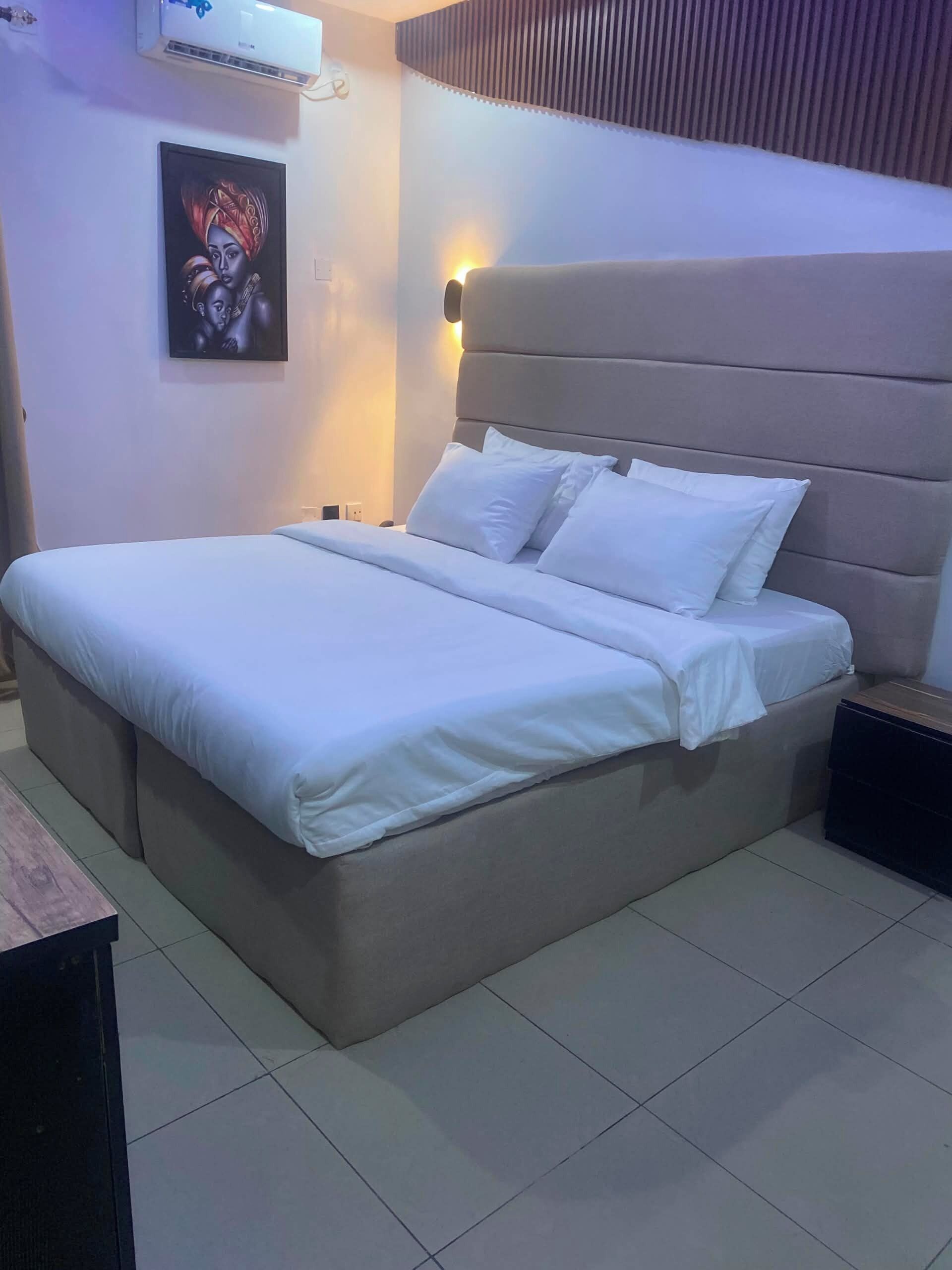 Quarto solteiro, vista para a cidade | Wi-Fi de cortesia