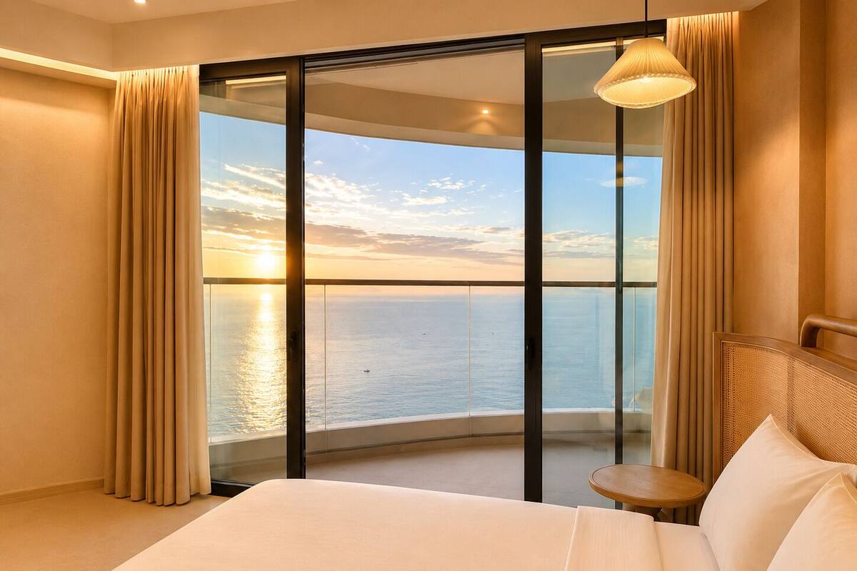 Departamento Deluxe, balcón, vista al mar | Espacio para trabajar con laptop y wifi gratis 
