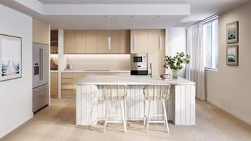 Full-size fridge, microwave, oven, stovetop