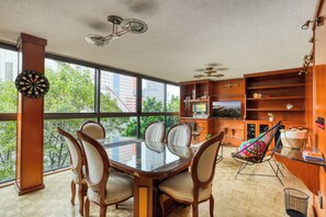 Dining - Reforma · Spacious 3BR · A Pasos del Monumento (Ciudad de México)