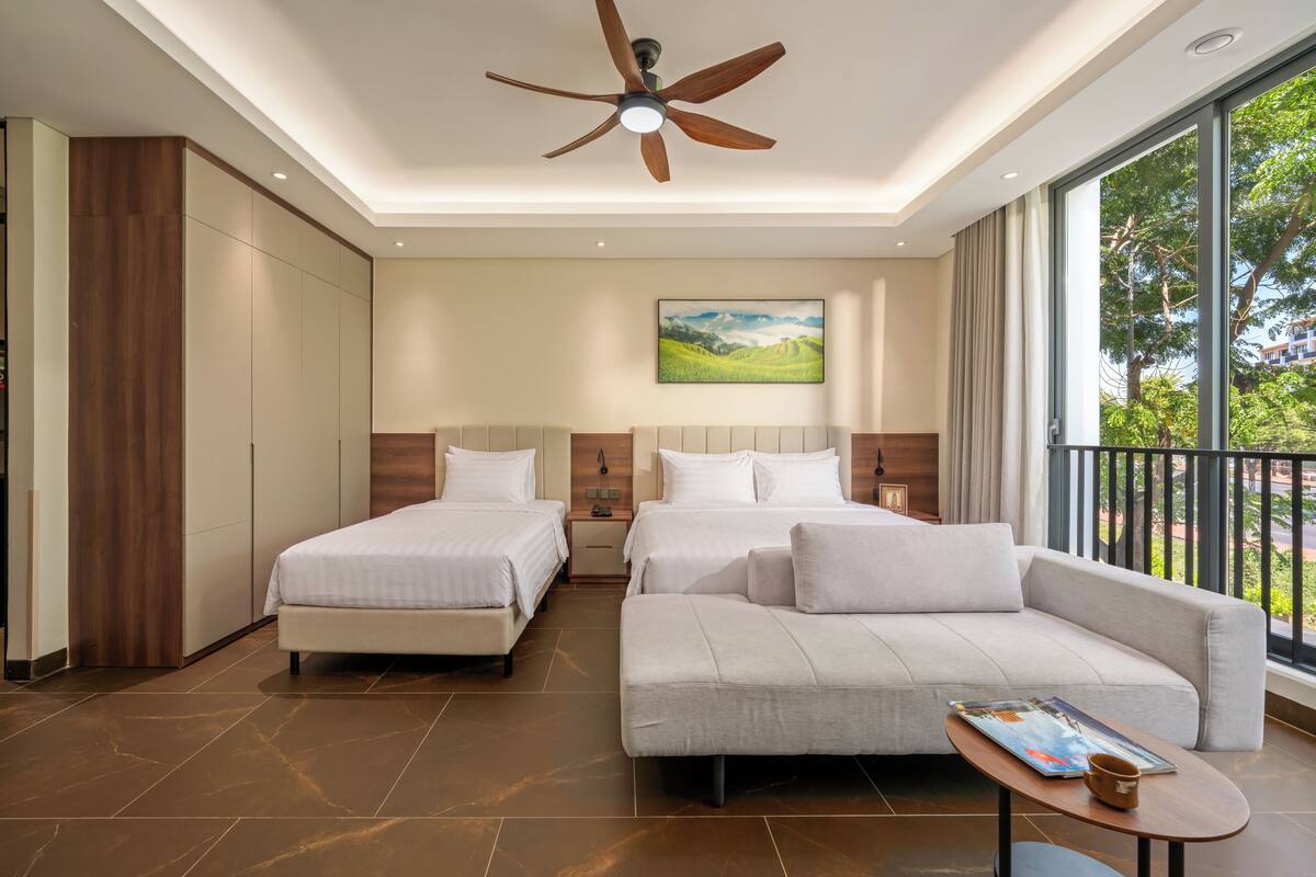 Egyptian cotton sheets, premium bedding, desk, laptop workspace