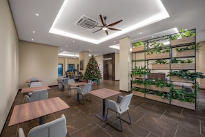 Dining - Eli Living Apartment (Ngu Hanh Son)
