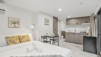 1 bedroom, iron/ironing board, WiFi, bed sheets