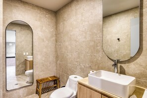 Bathroom - Roma Norte Elegance · A Pasos de Álvaro Obregón (Ciudad de México)