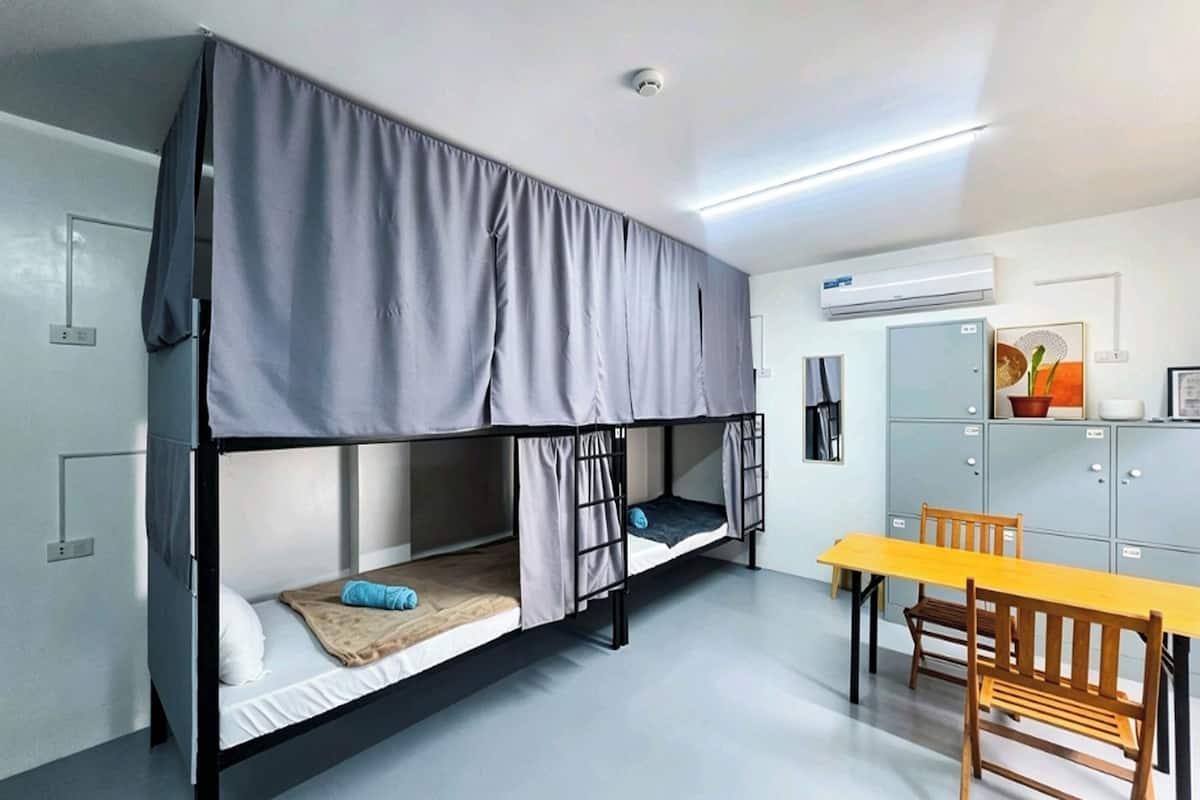 Iron/ironing board (on request), free WiFi, bed sheets
