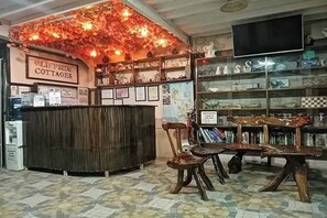 Quầy tiếp tân