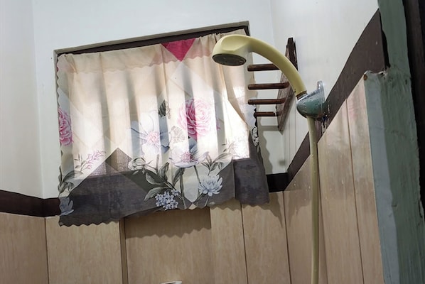Bathroom - Cliffside Cottages (El Nido)