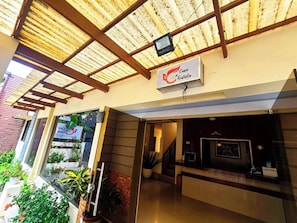 Front of property - Hotel Casa Teofista (Panglao)