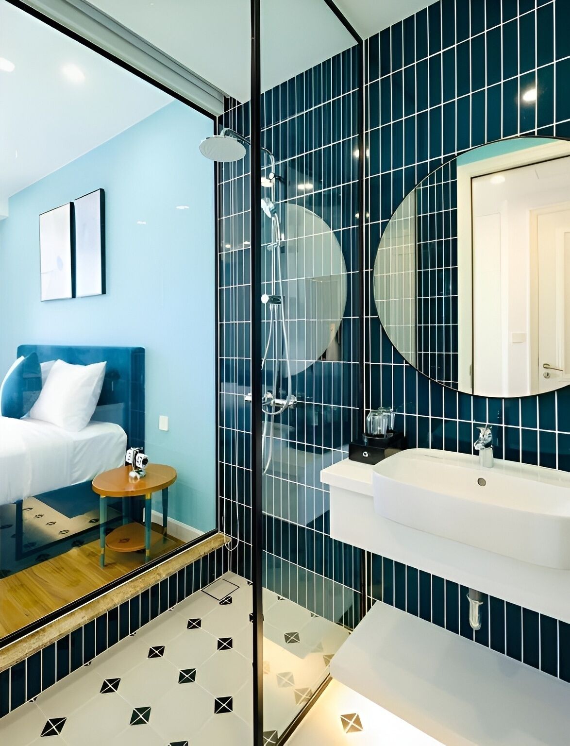 Studio Deluxe, vue montagne | Salle de bain | Articles de toilette écologiques, sèche-cheveux, chaussons