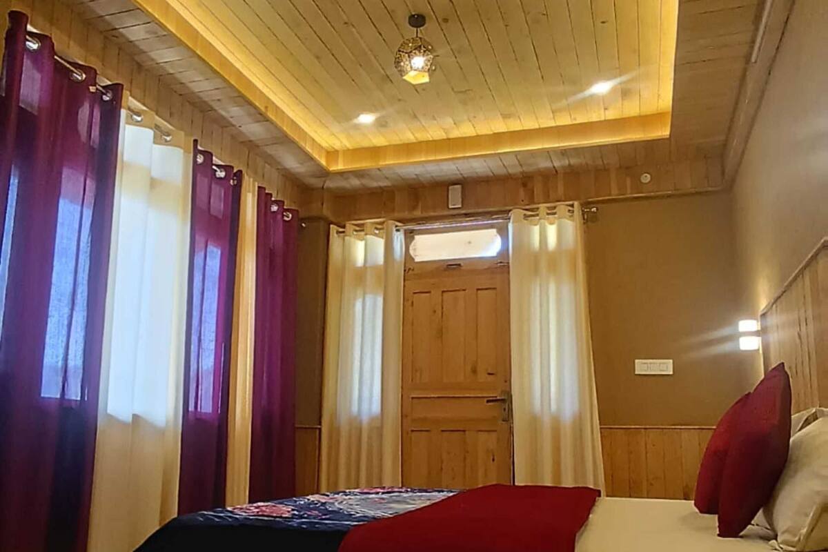 Camas plegables/adicionales y ropa de cama 