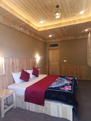 Habitación estándar | Camas extra y ropa de cama 