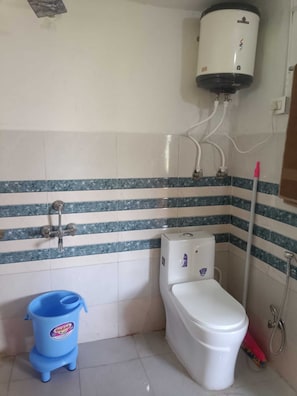 Habitació estàndard | Bany | Dutxa i sabó 