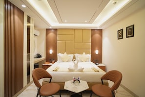 Premium Room, City View