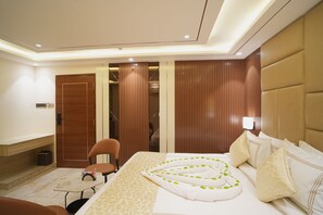 Elite Room, City View
