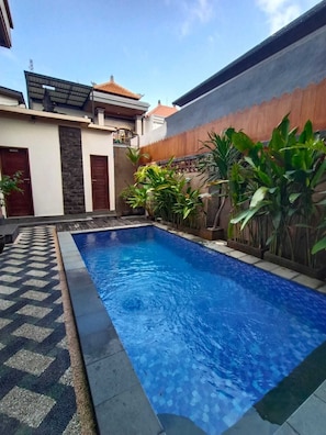 5 piscinas techadas