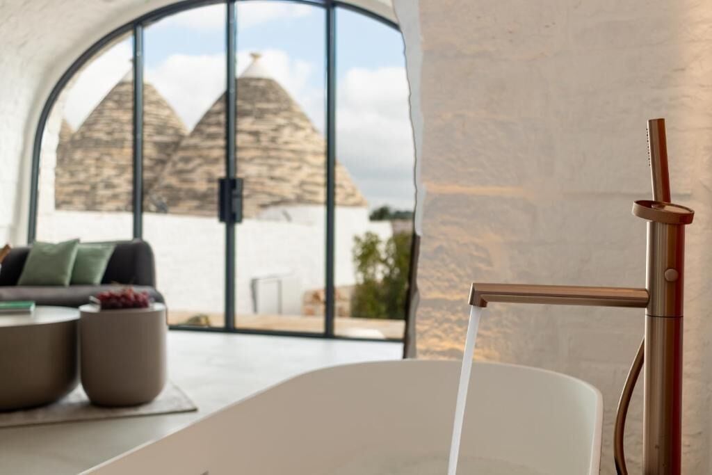 Honeymoon Suite, 1 King Bed | Interior