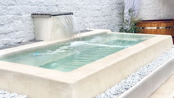 Sale per trattamenti di coppia, sauna, vasca idromassaggio