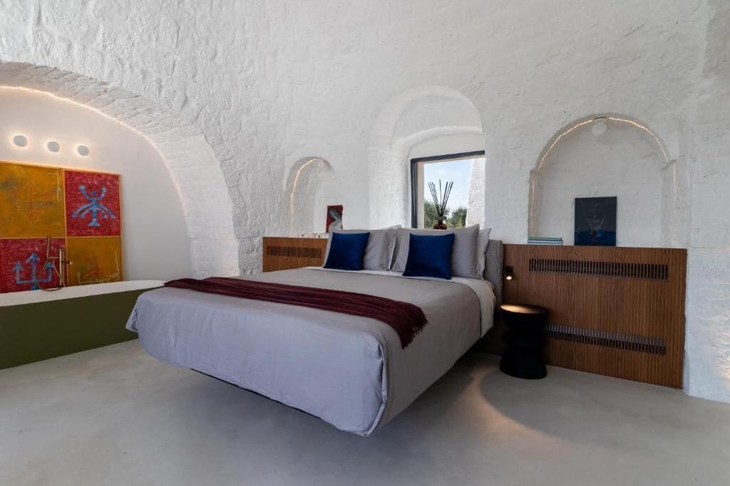Honeymoon Suite, 1 King Bed | Premium bedding, down comforters, memory foam beds, minibar