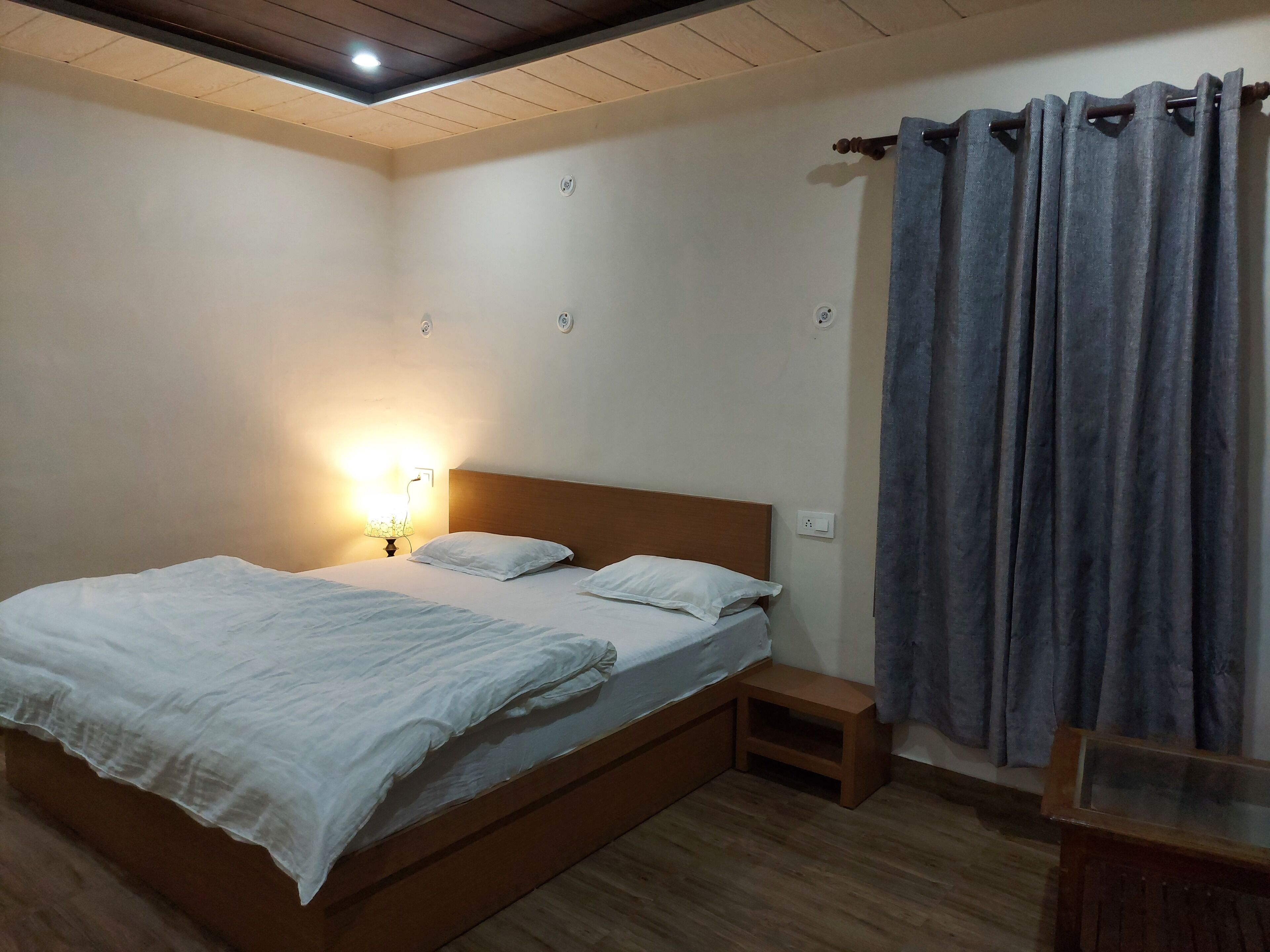 Chambre Double Deluxe, balcon | Draps fournis