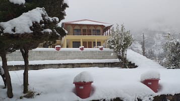 Luxury Double Room, Balcony, Mountain View | Exterior