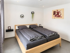 Room - Apartment "Waldnähe" with Private Terrace, Garden, and Wi-Fi (Norden)