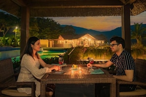 Outdoor dining - Encore A Boutique Resort (Mulshi)